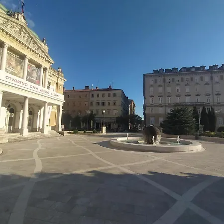 Mario City Center Rooms Rijeka Exterior photo